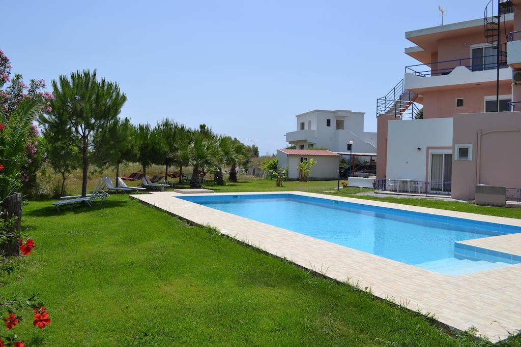 Petasos Apartments 1 Геннади Экстерьер фото
