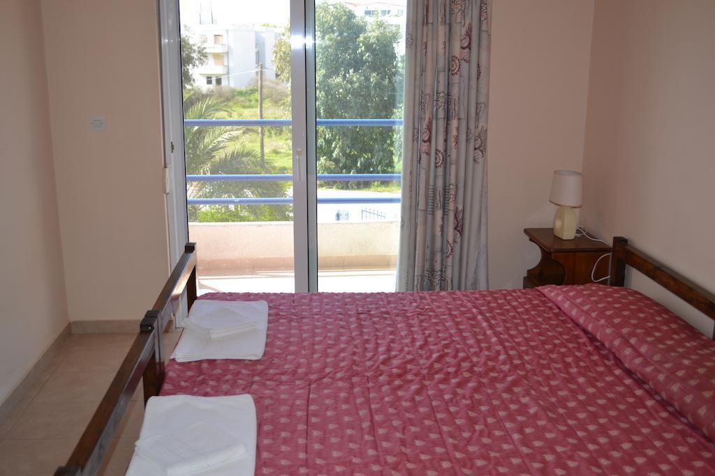 Petasos Apartments 1 Геннади Номер фото