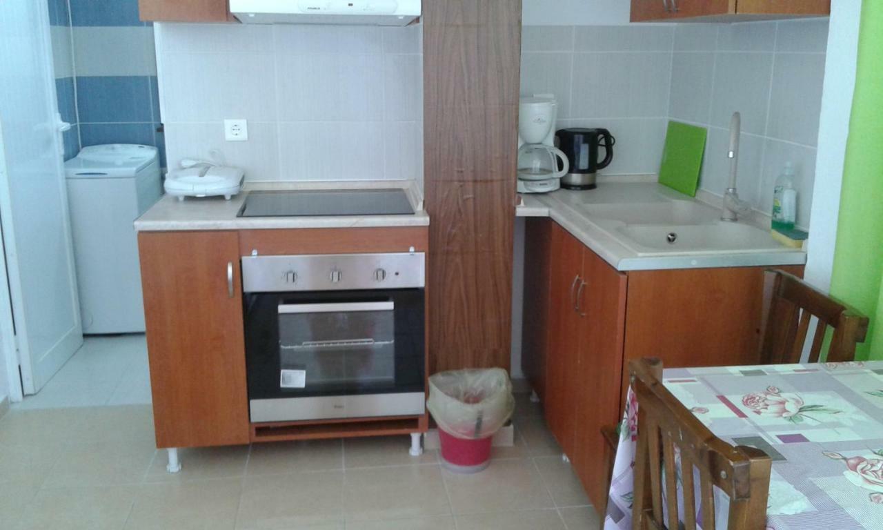 Petasos Apartments 1 Геннади Экстерьер фото
